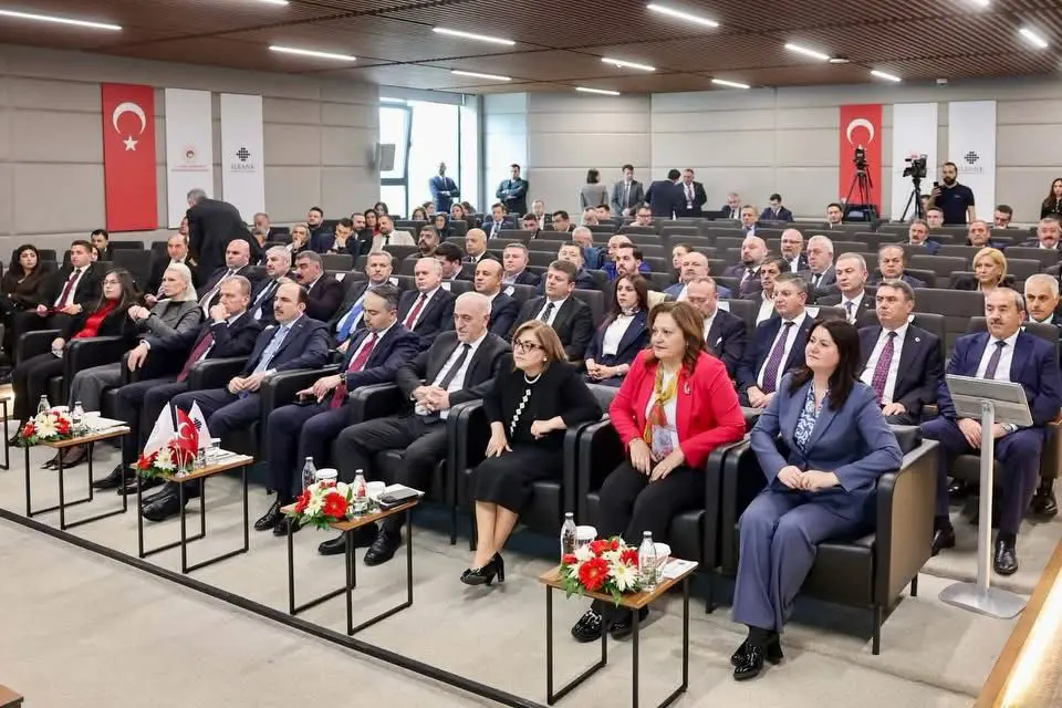 BAŞKAN GENCAN: “TBB’DE ADİL HİZMET ANLAYIŞI GÜÇLENEREK DEVAM EDİYOR” galeri görseli